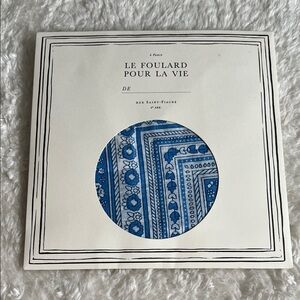 🎁 New Sezane Gaston Foulard  - Blue Floral Scarf